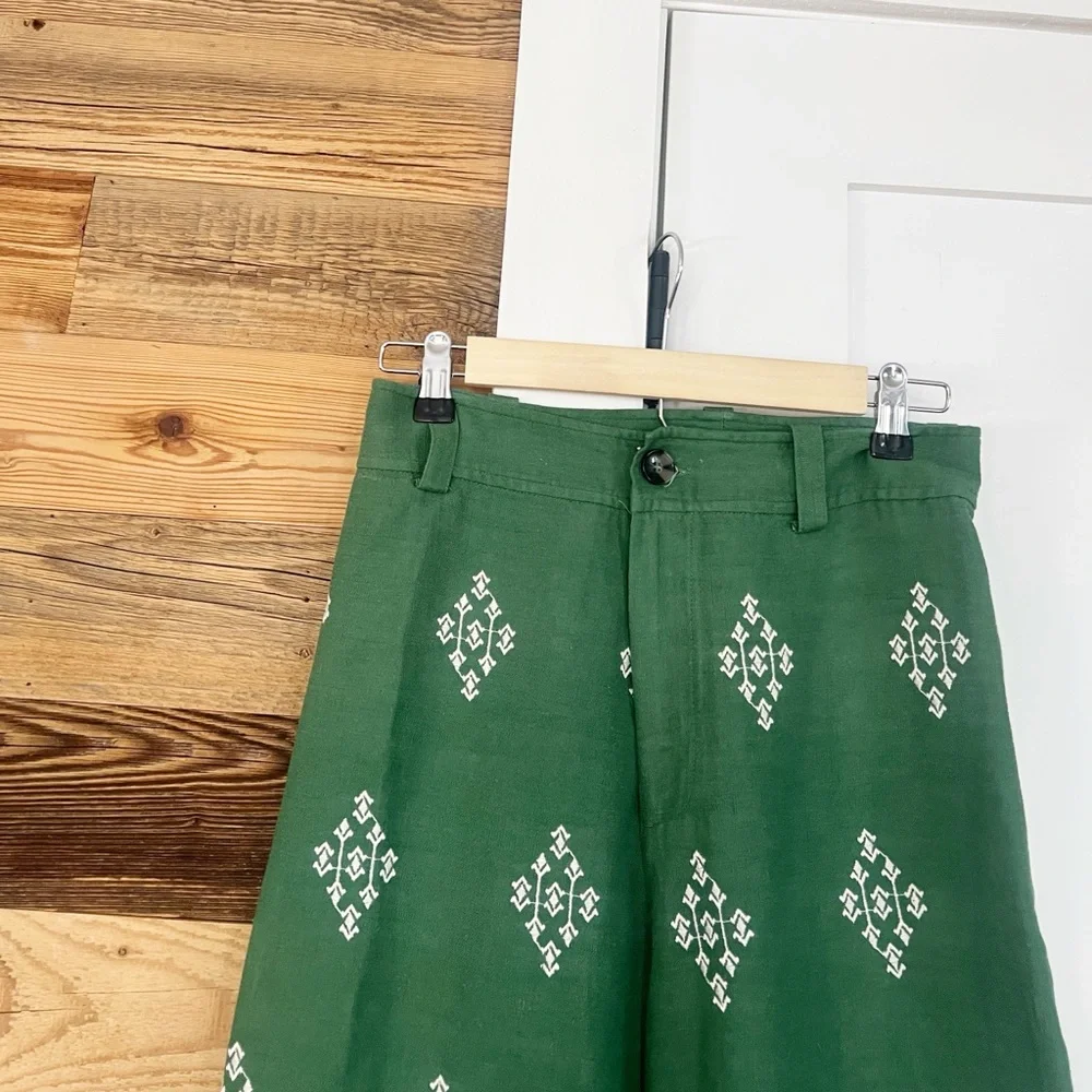 Zara Green Linen Embroidered Cropped High Waist Pants